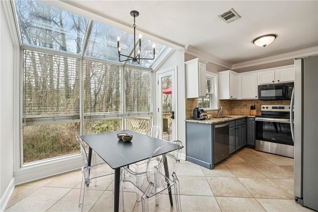 42 Mount Vernon Circle