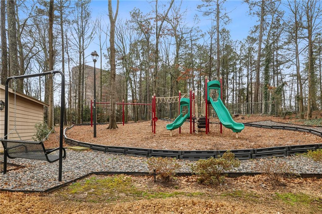 42 Mount Vernon Circle