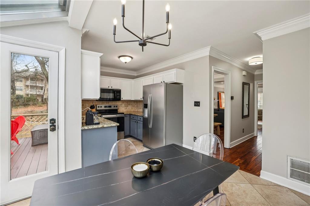 42 Mount Vernon Circle