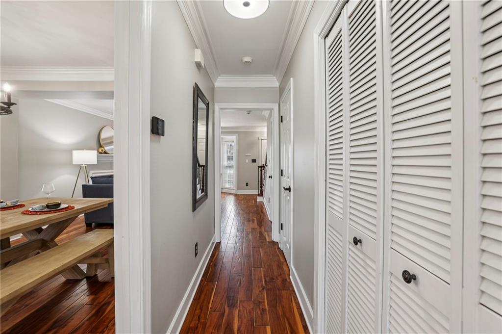 42 Mount Vernon Circle