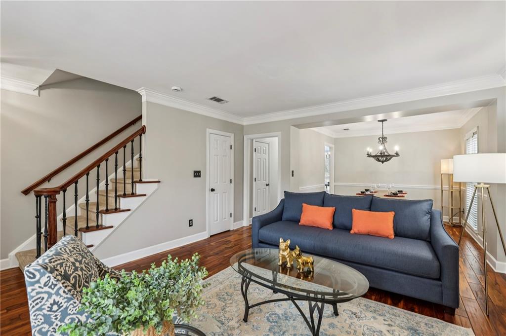 42 Mount Vernon Circle