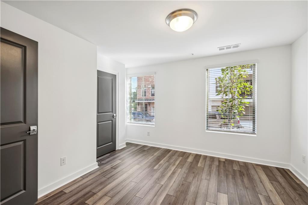 432 Burton Drive Unit 301