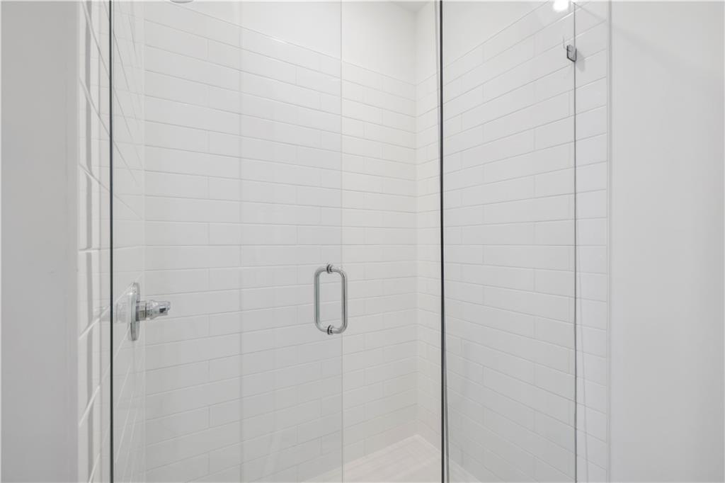 432 Burton Drive Unit 301