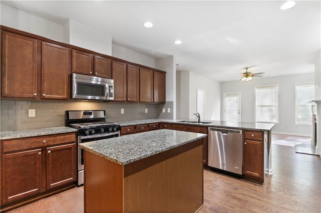 5090 BREEZEWOOD Circle