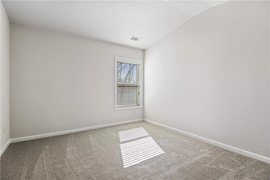 5090 BREEZEWOOD Circle