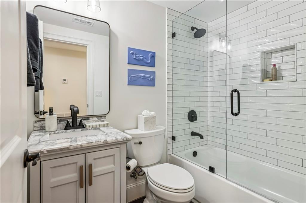 1165 Beacon Hill Crossing