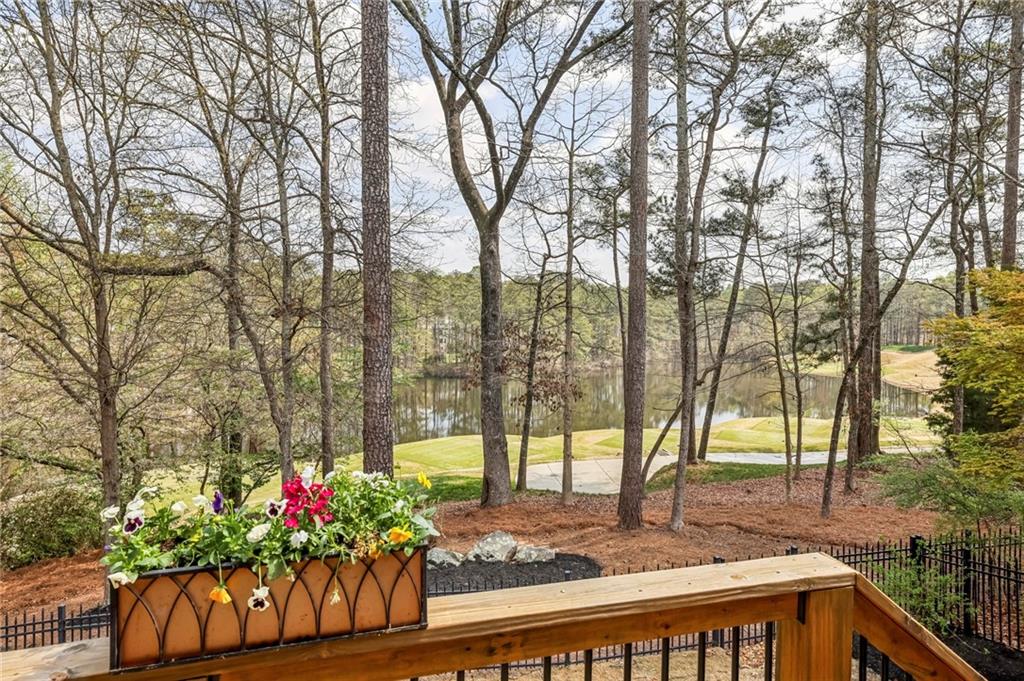 1165 Beacon Hill Crossing