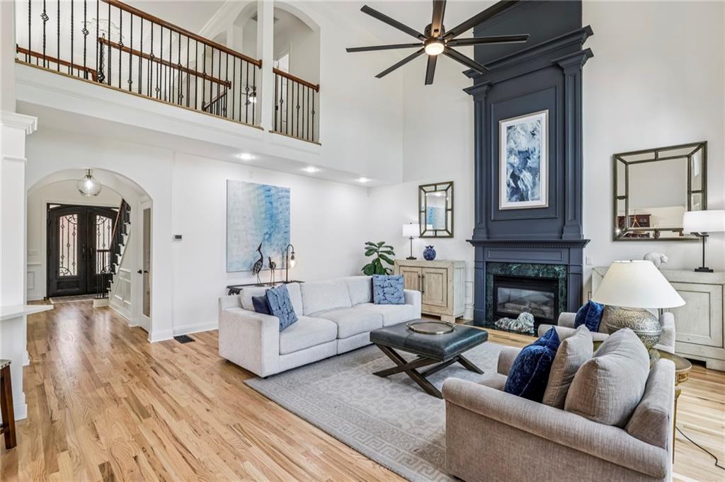 1165 Beacon Hill Crossing