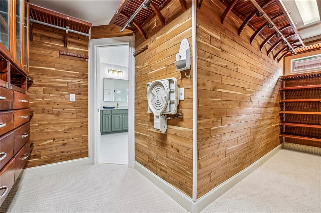 1165 Beacon Hill Crossing