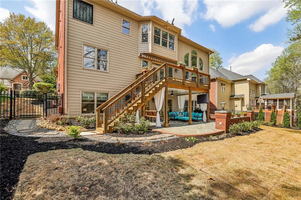 1165 Beacon Hill Crossing