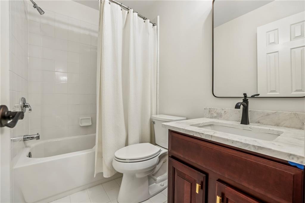 1165 Beacon Hill Crossing