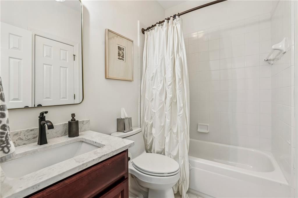 1165 Beacon Hill Crossing