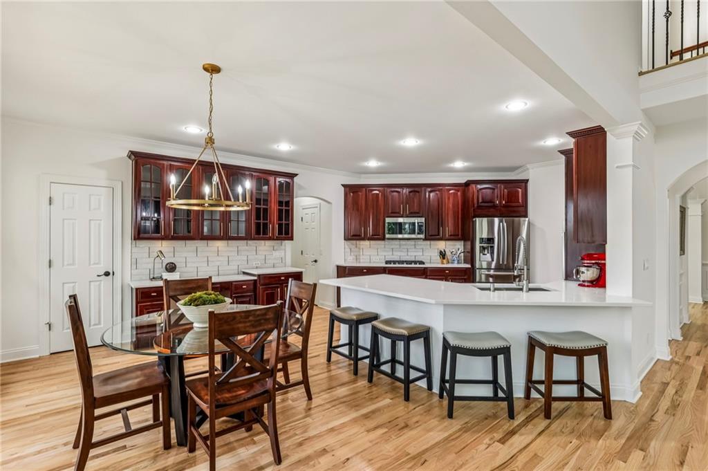 1165 Beacon Hill Crossing