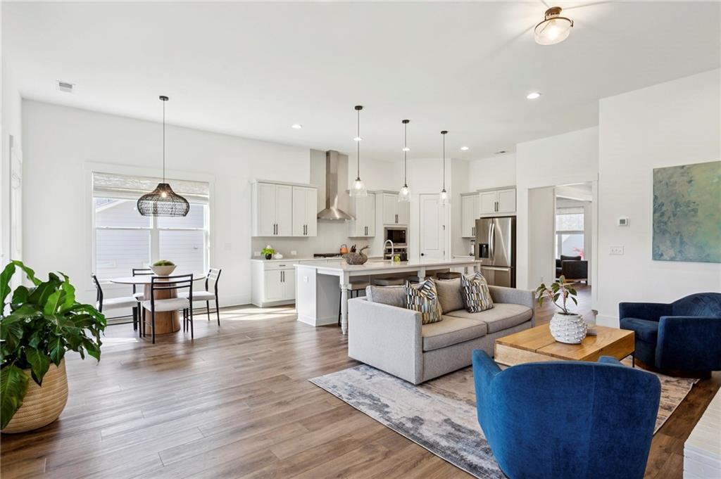 443 Southland Circle