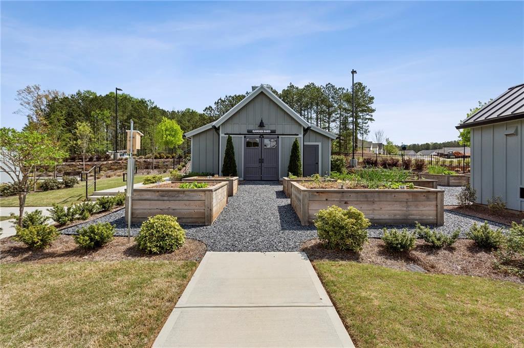 443 Southland Circle