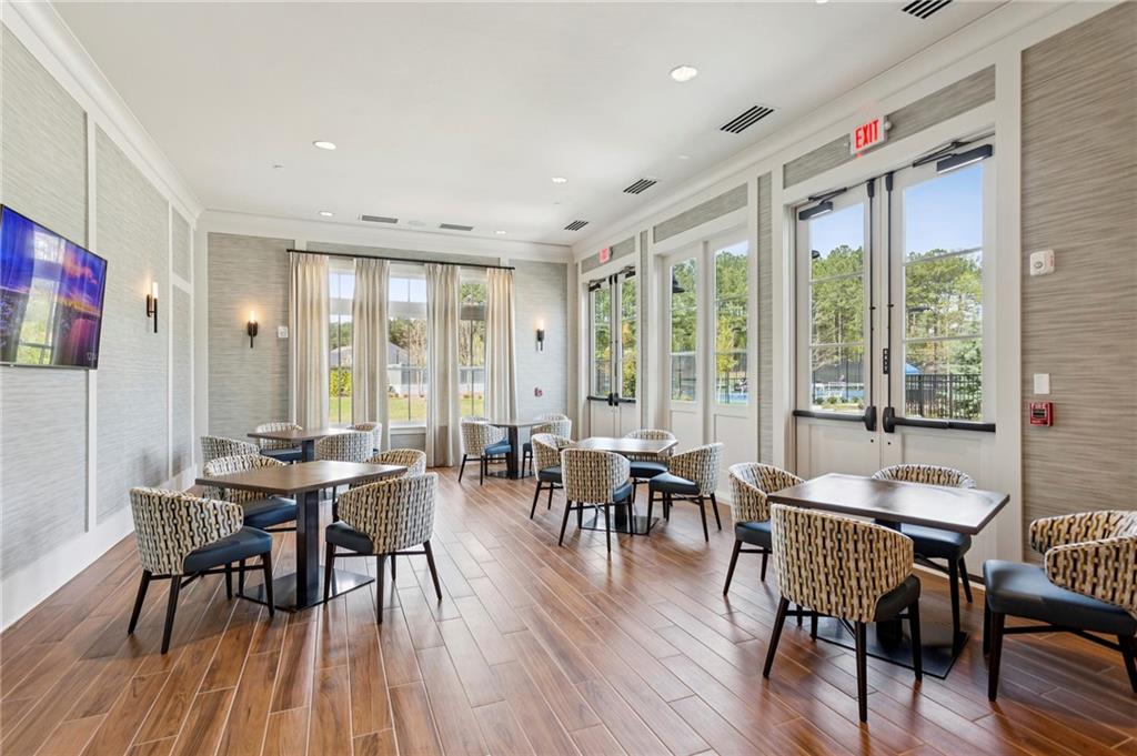 443 Southland Circle