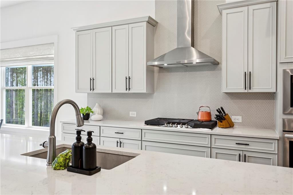 443 Southland Circle