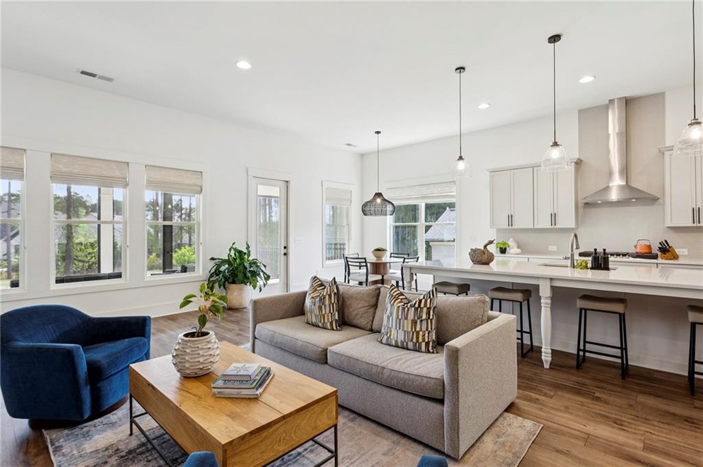 443 Southland Circle