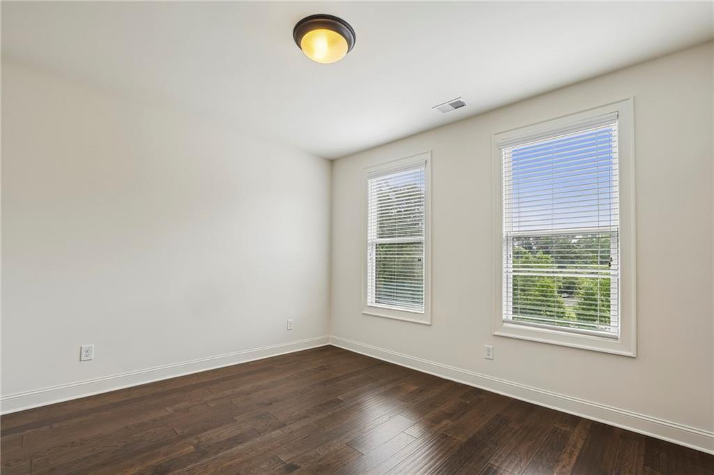 305 Cricket Lane