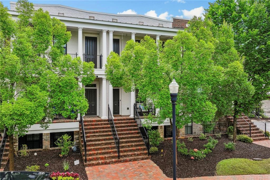 305 Cricket Lane