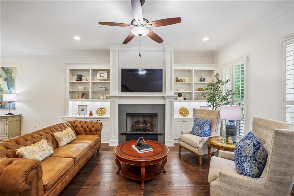305 Cricket Lane