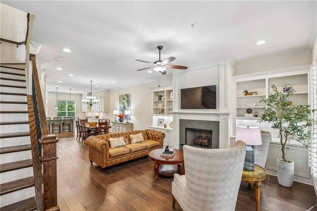 305 Cricket Lane