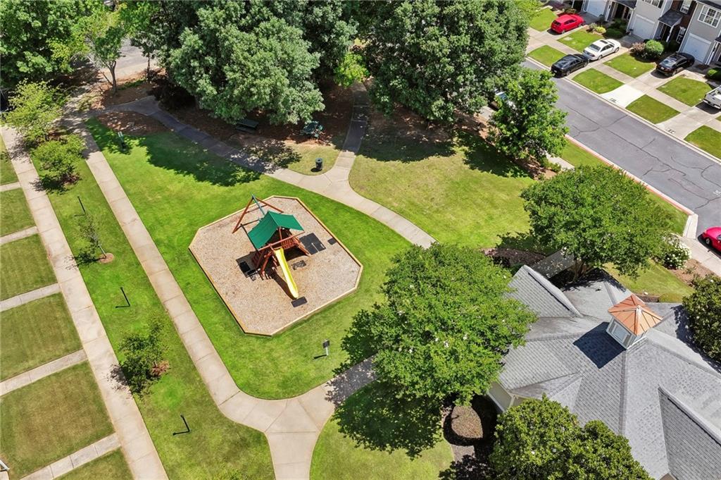 332 Azalea Circle