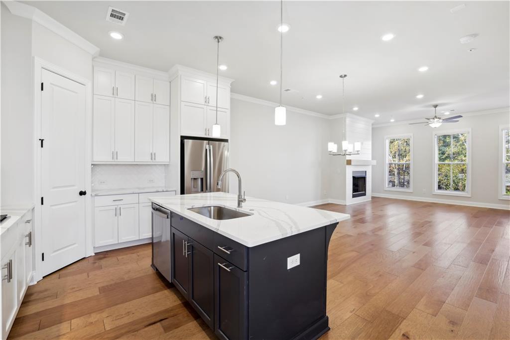410 TOWNLY Court