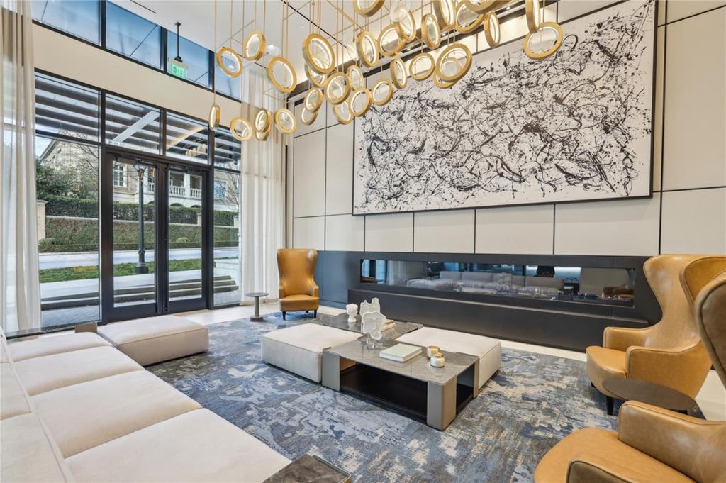 2425 Peachtree Road Unit 501