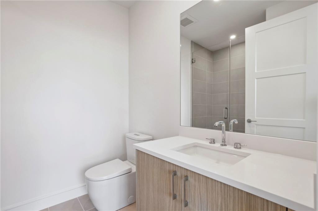 2425 Peachtree Road Unit 501