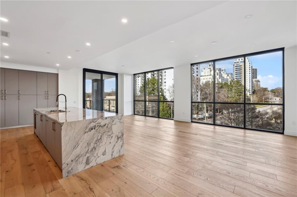 2425 Peachtree Road Unit 501