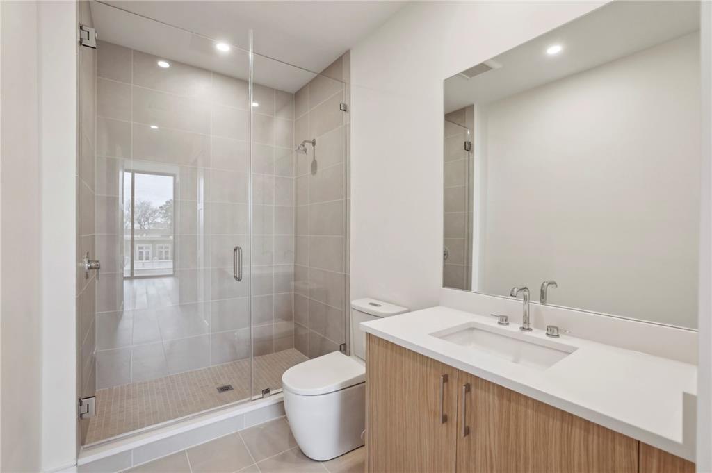 2425 Peachtree Road Unit 501