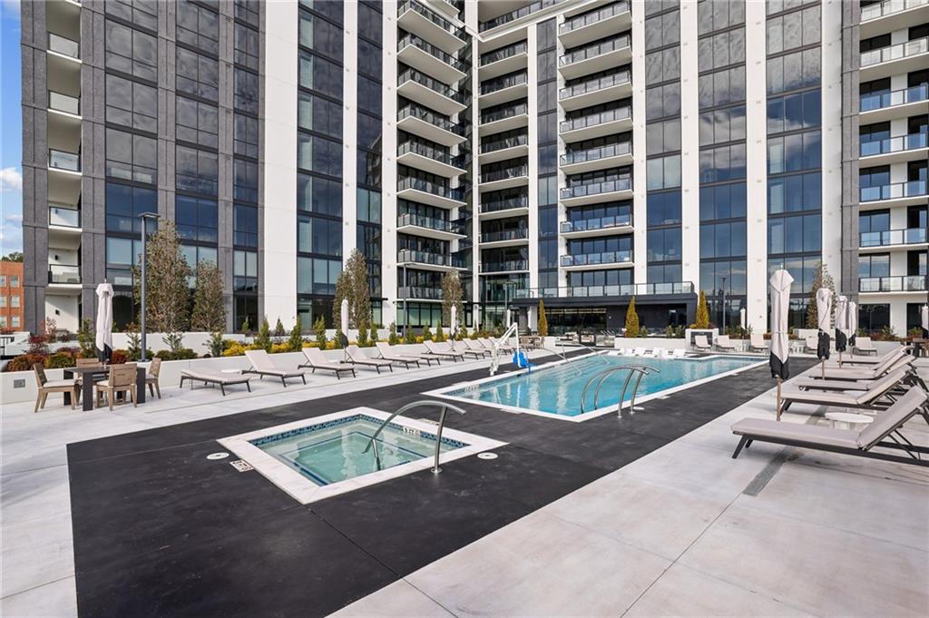2425 Peachtree Road Unit 501