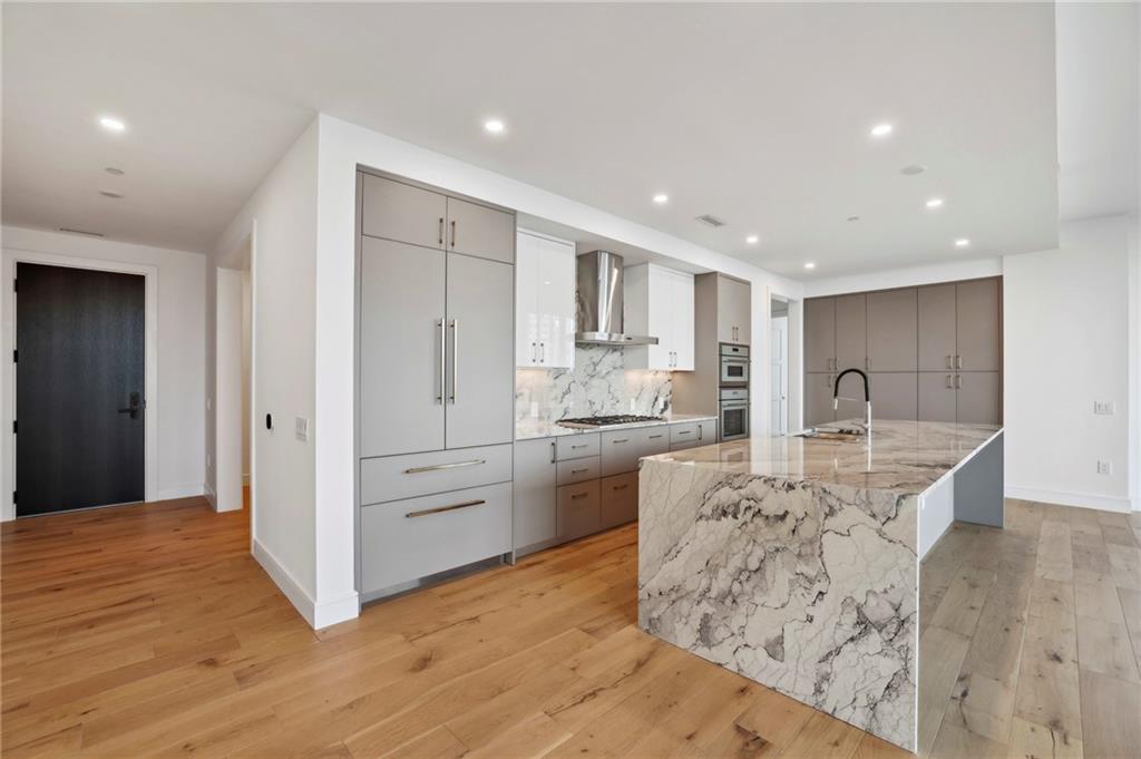 2425 Peachtree Road Unit 501