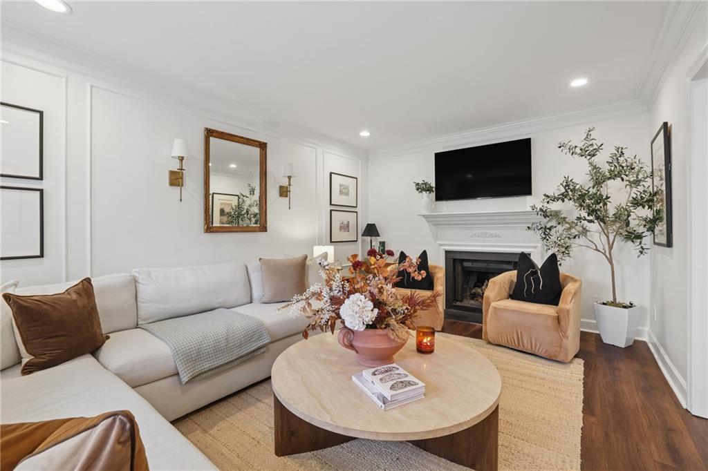 76 Mount Vernon Circle