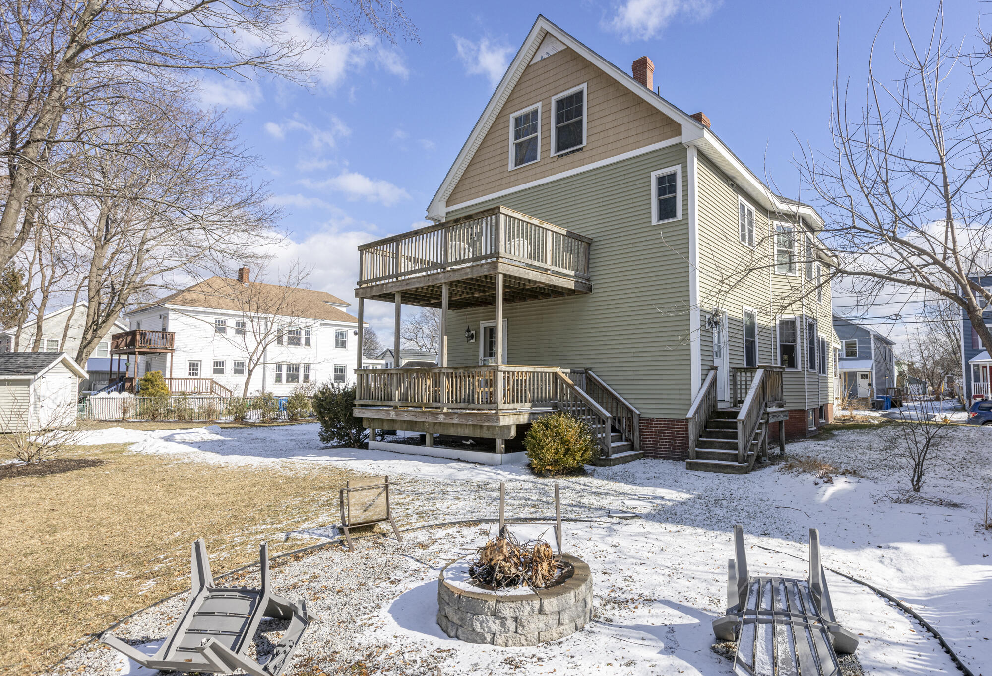 16 Massachusetts Avenue, 1