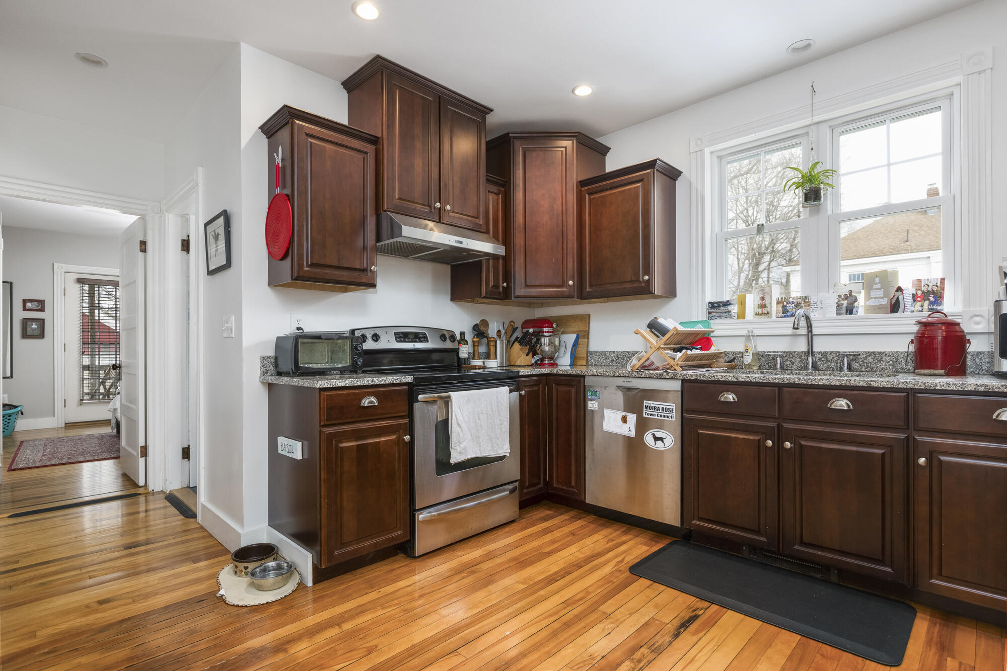 16 Massachusetts Avenue, 1