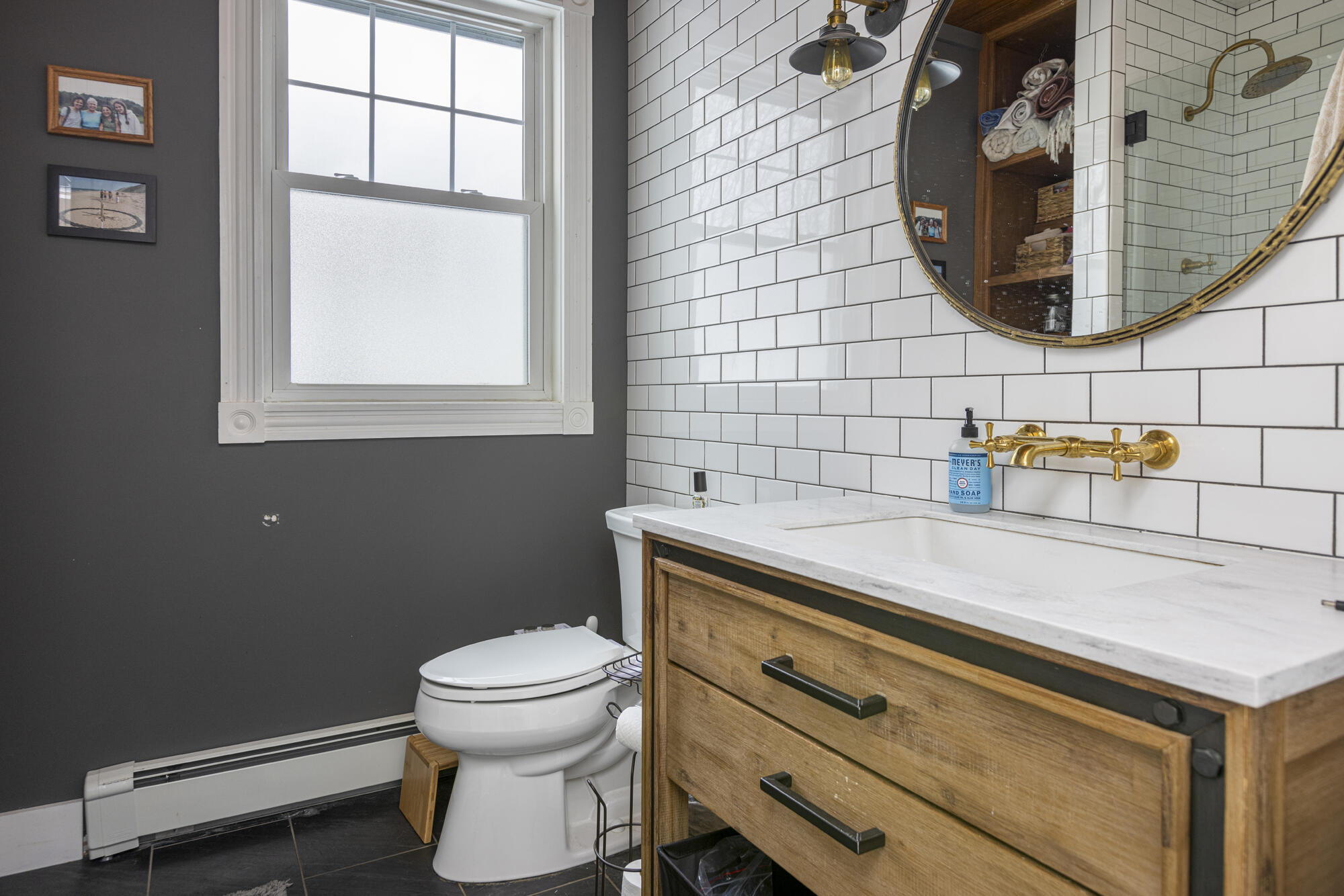 16 Massachusetts Avenue, 1