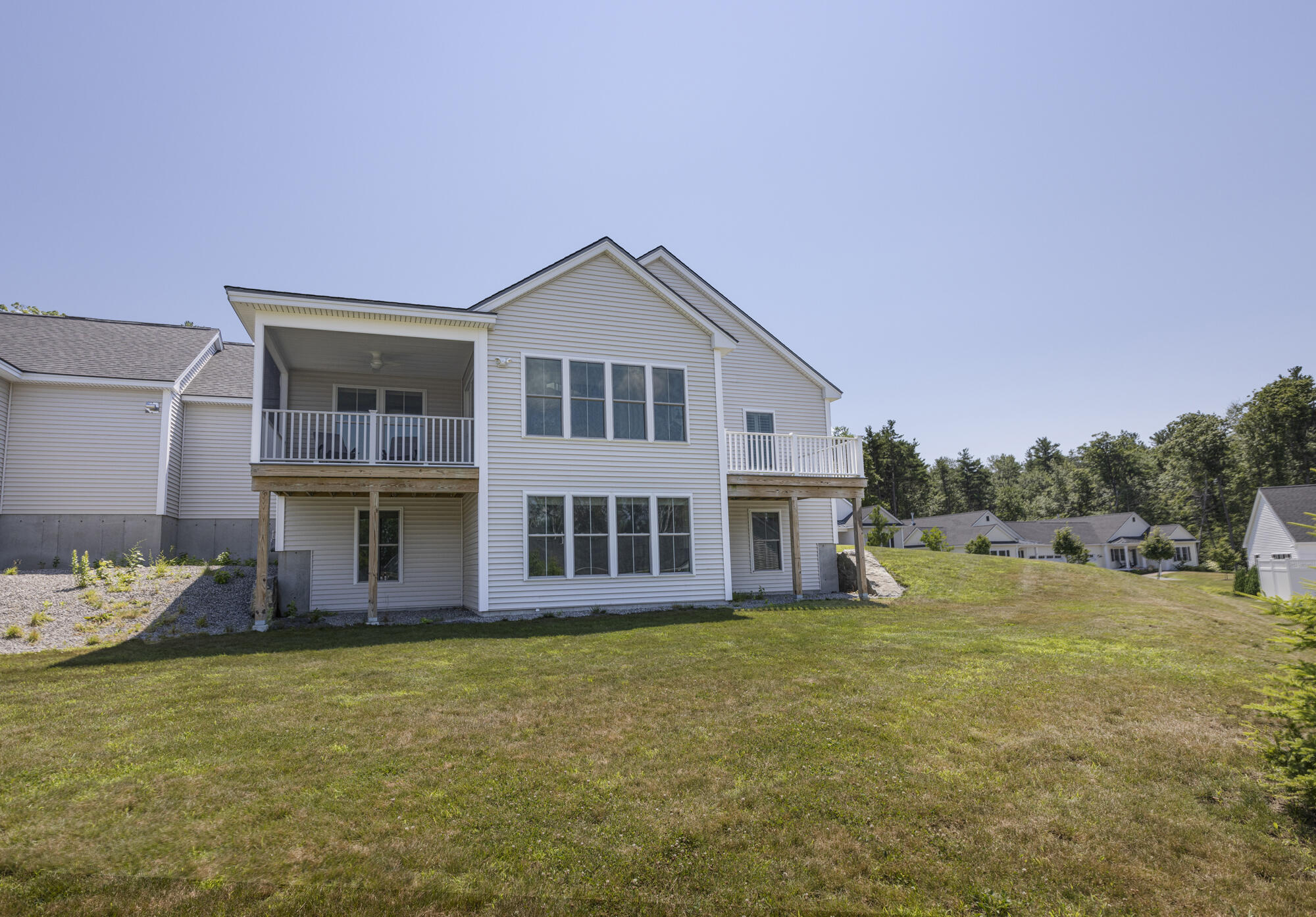 33 Maxwell Woods Drive, 35
