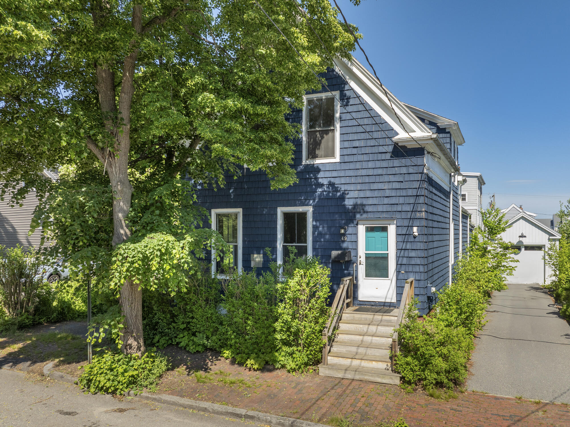 49 Montreal Street