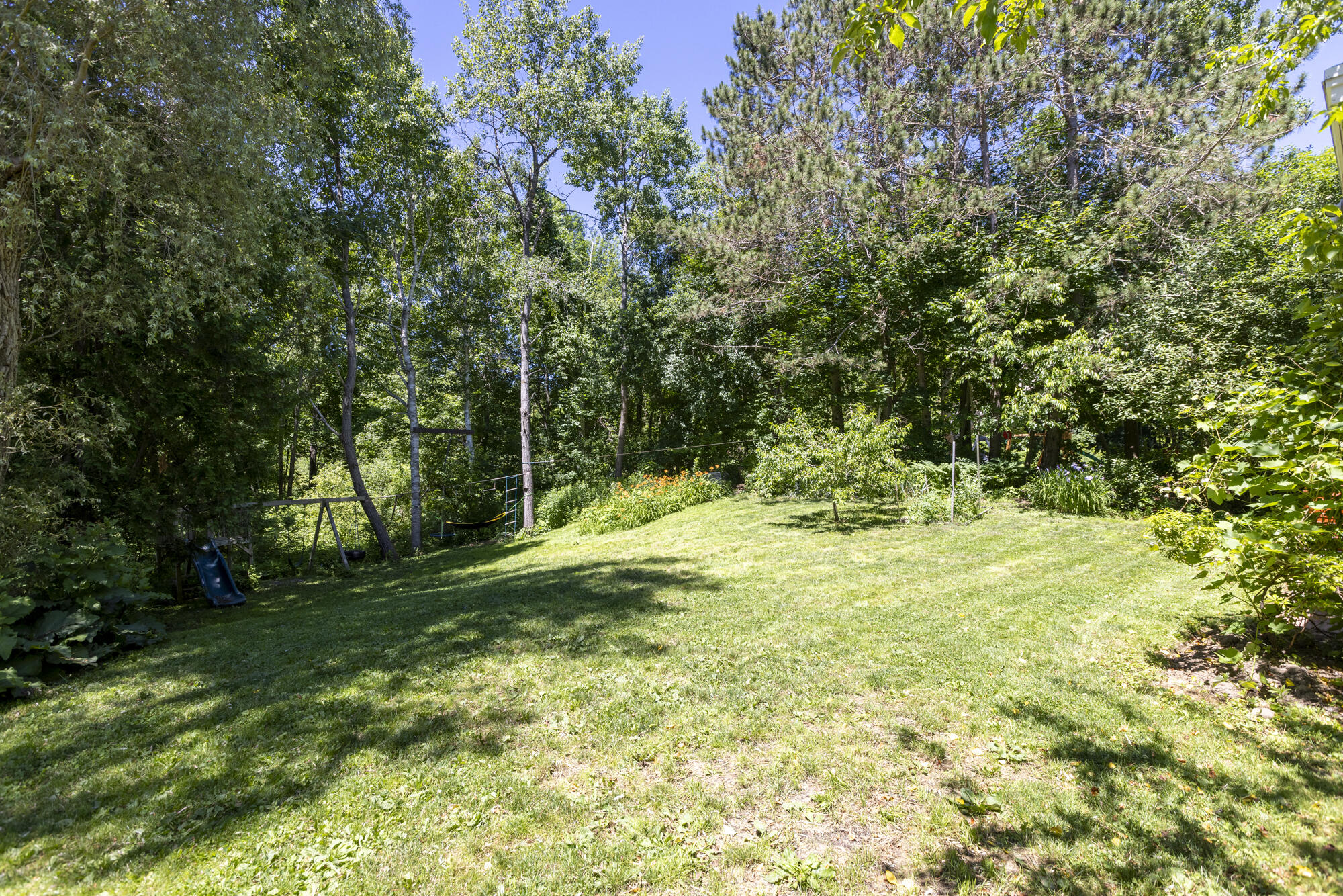 1 Pleasant Valley Avenue
