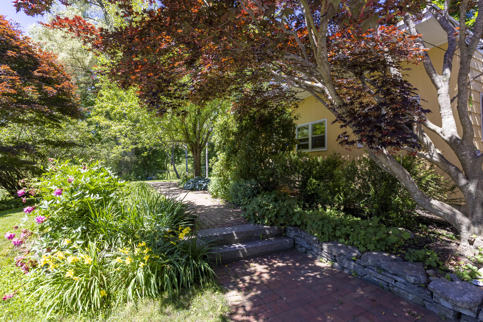 1 Pleasant Valley Avenue
