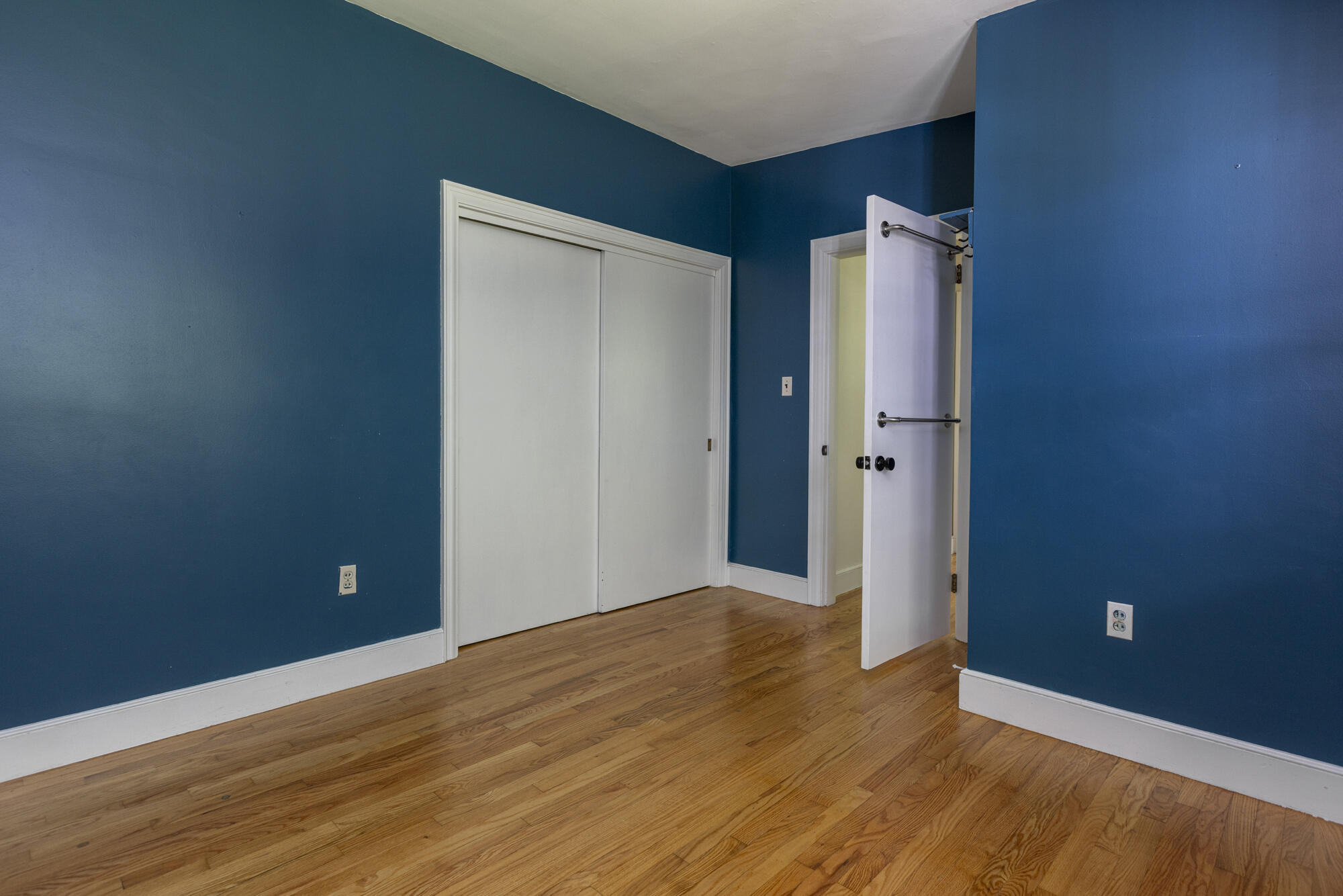 1 Pleasant Valley Avenue