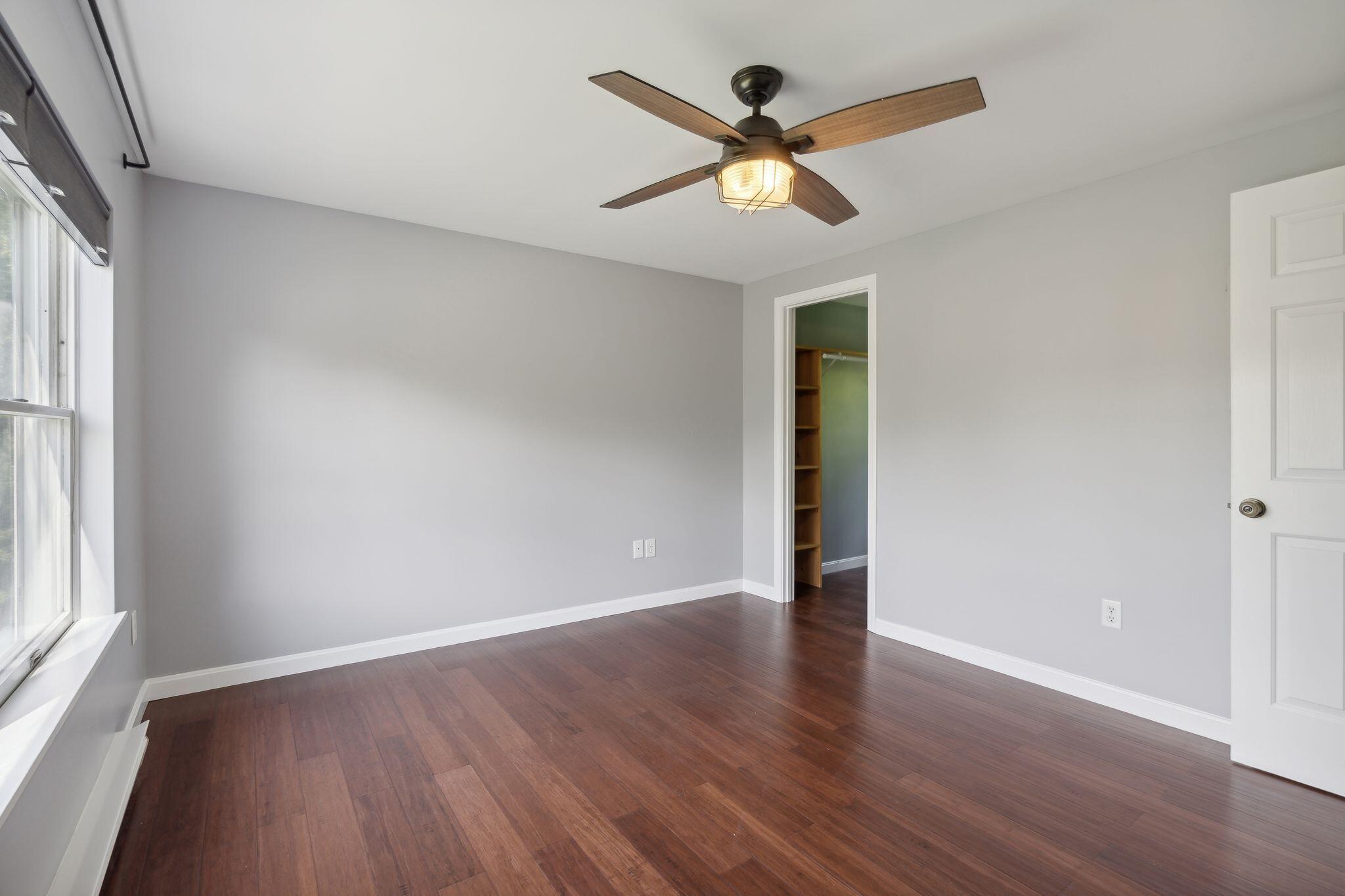 43 Glenridge Drive, 43
