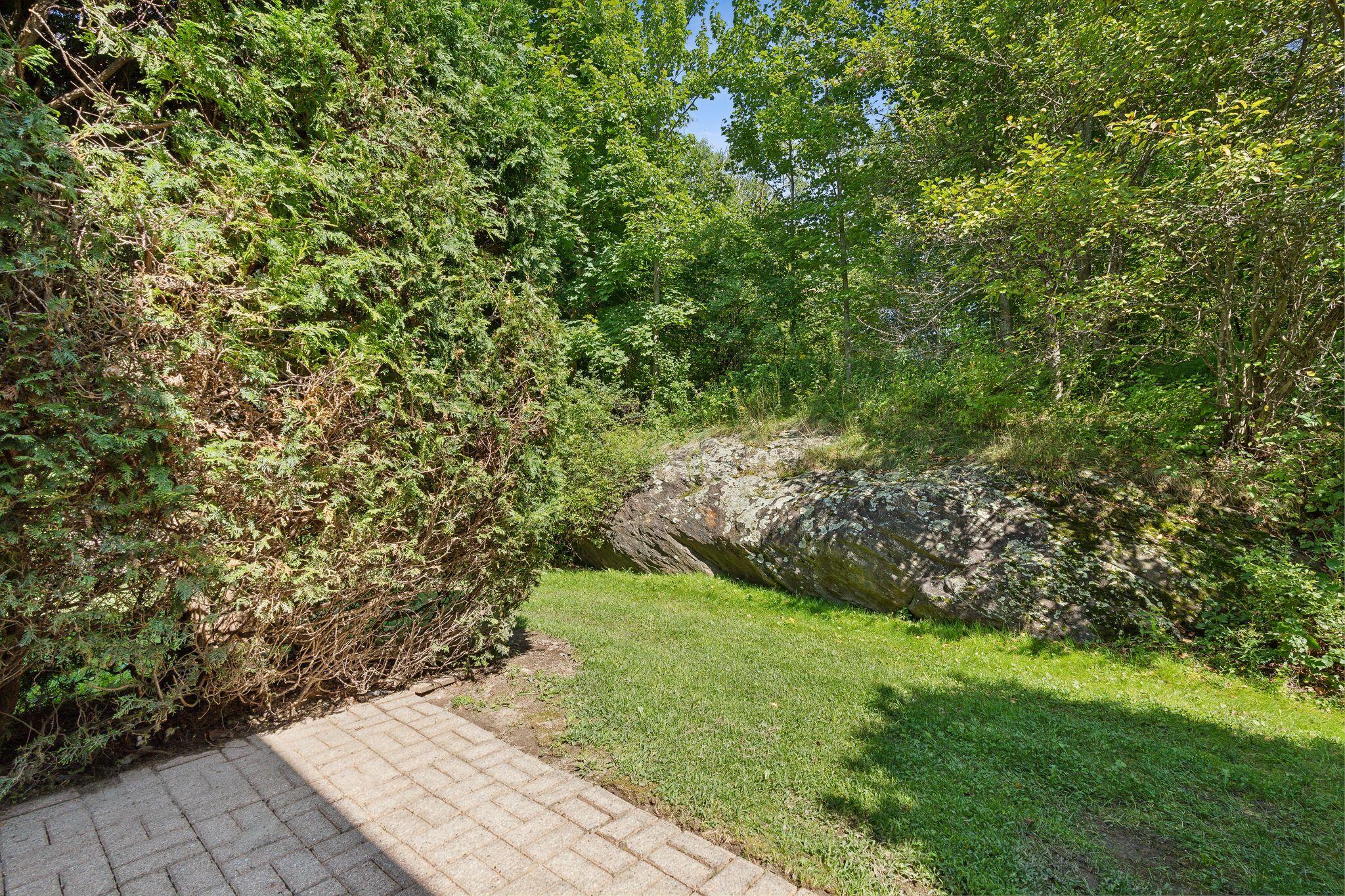 43 Glenridge Drive, 43