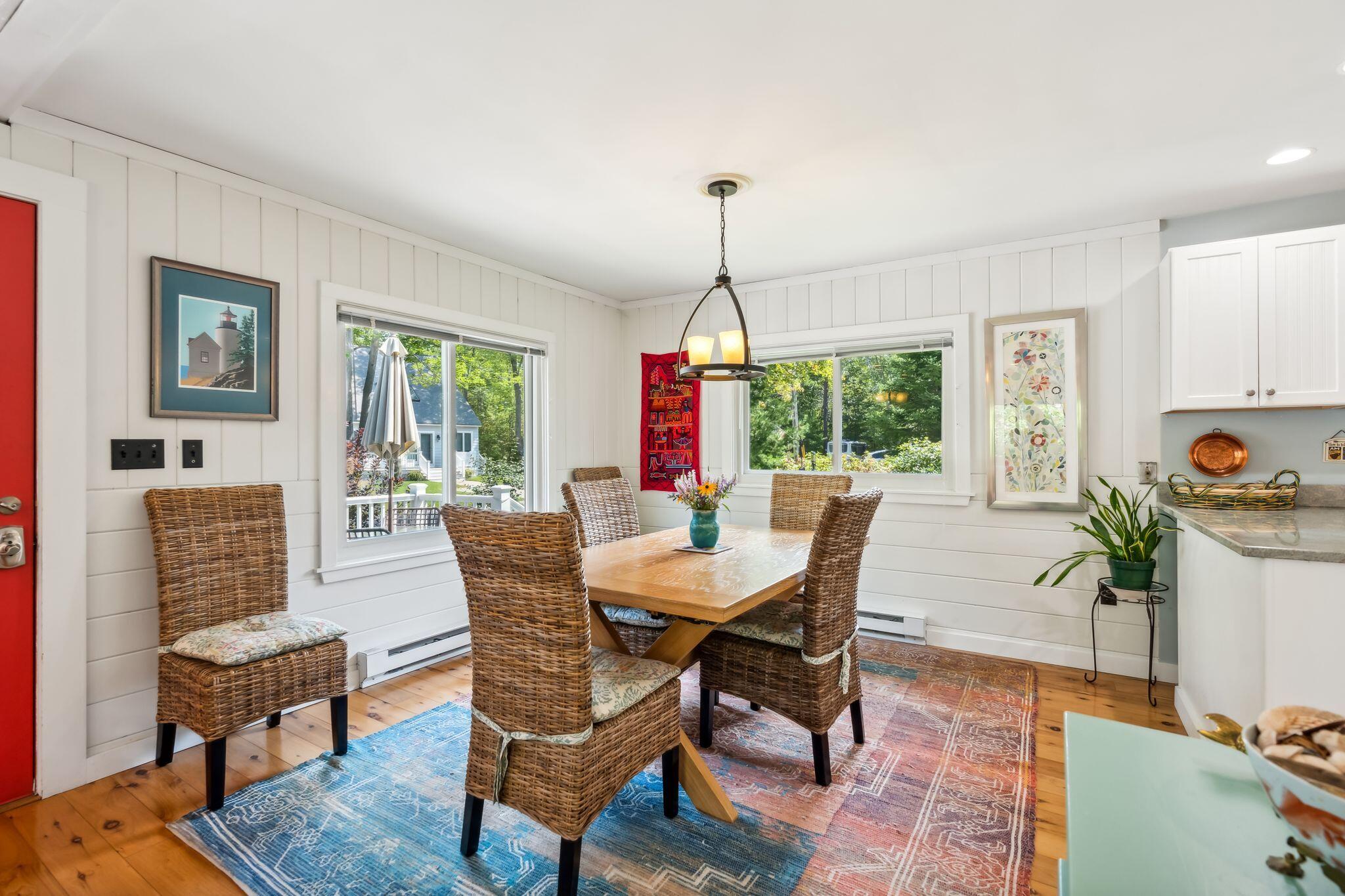 9 West Tioga Avenue
