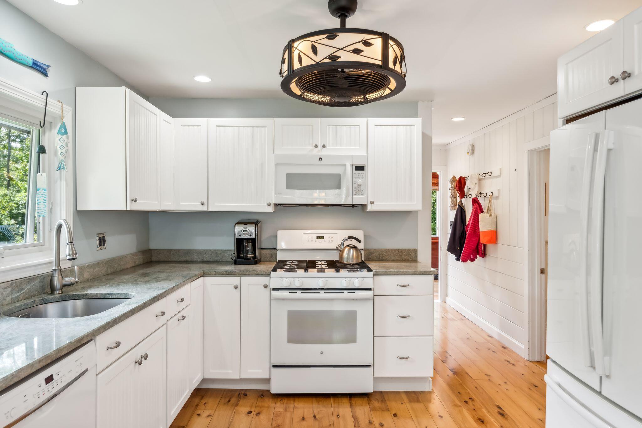 9 West Tioga Avenue