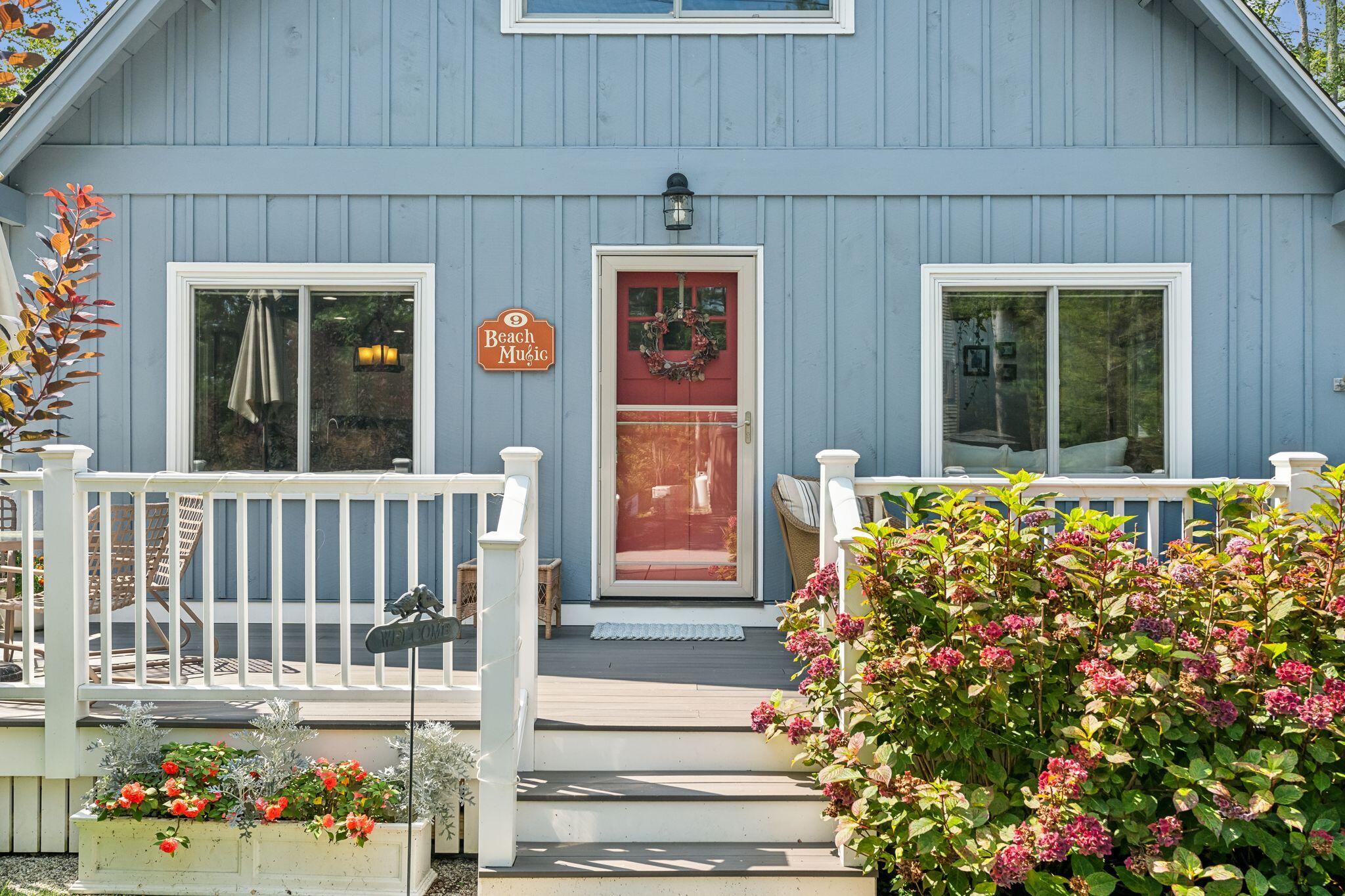 9 West Tioga Avenue