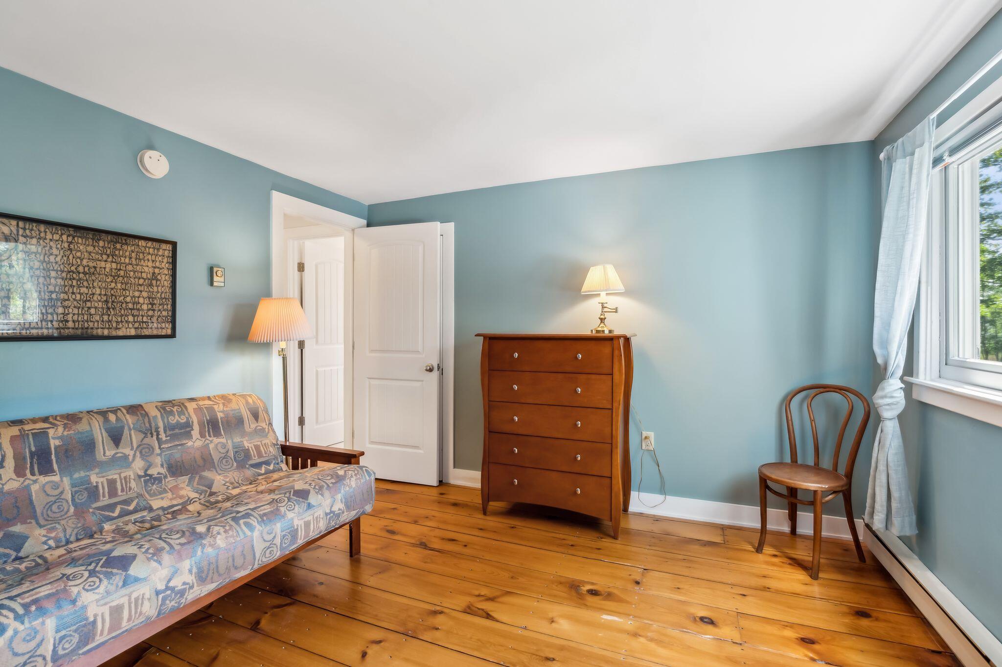 9 West Tioga Avenue