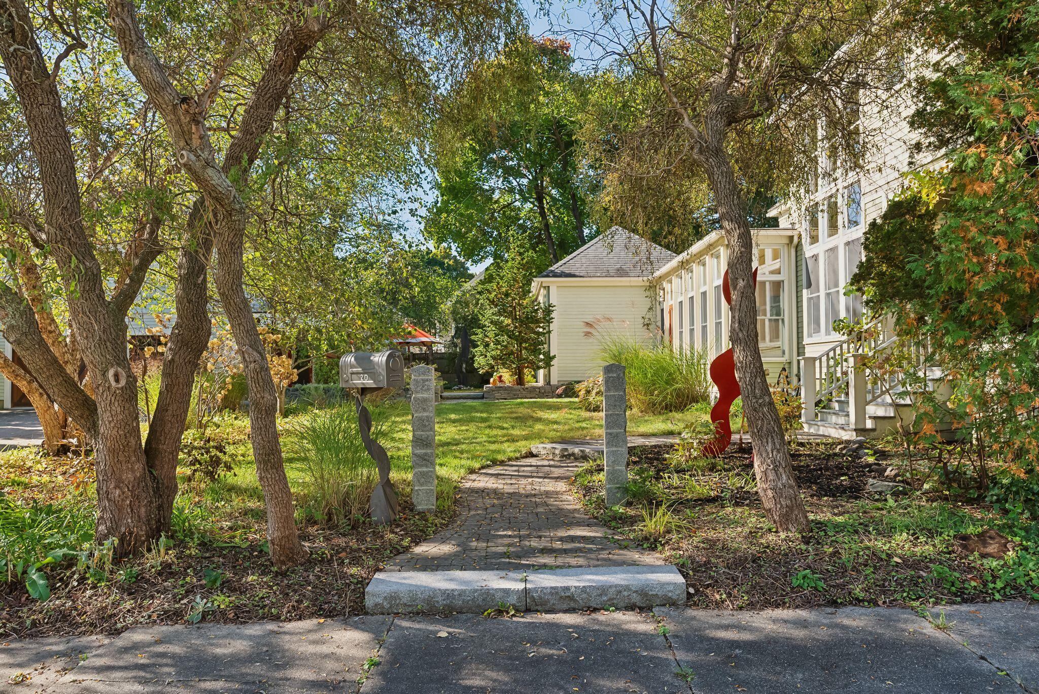 20 Day Street